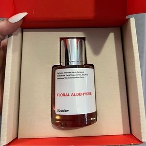 Dossier Floral Aldehydes perfume